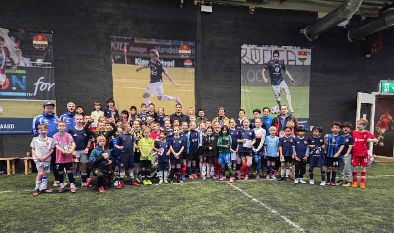 Fotballskolen i Talentgården er et populært tilbud med besøk fra A-lagsspillerne.