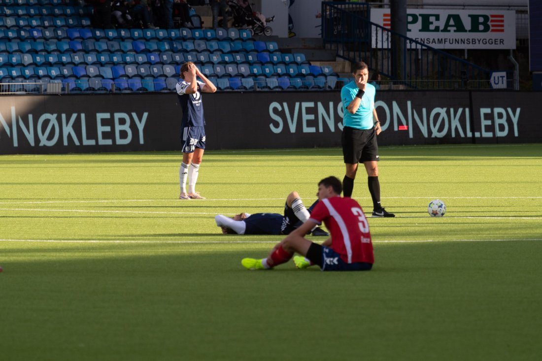 Like etter kampslutt. Foto: Børre Eirik Helgerud.