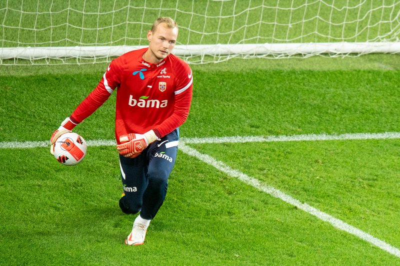 Viljar Myhra på trening med A-landslaget foran VM-kvalifiseringskampen mot Tyrkia.