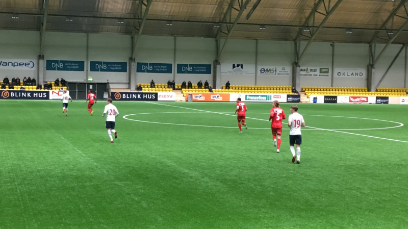 Magnus Lankhof Dahlby (nr. 19) i aksjon for Norge G19 mot Kongsvinger.