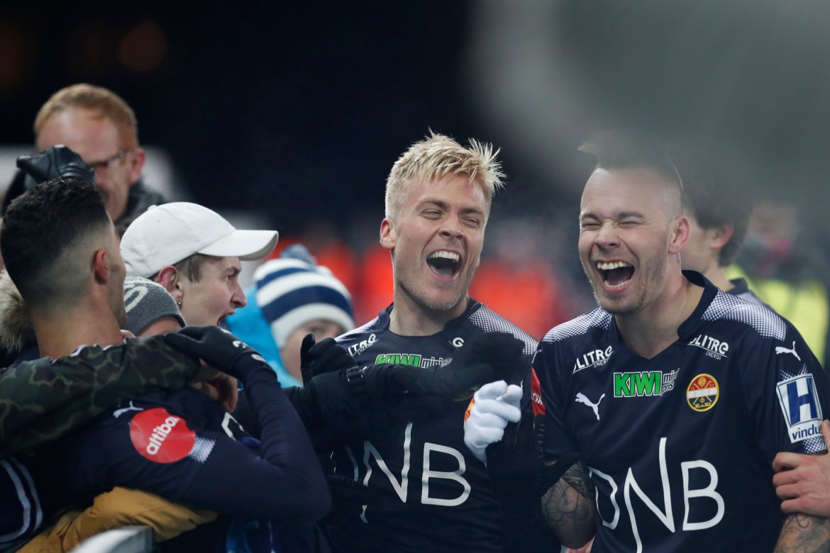 Åtte strake seire: Seieren over Brann var vår åttende strake seier i Eliteserien, som er klubbrekord. Her med Marcus Pedersen etter den avgjørende scoringen.