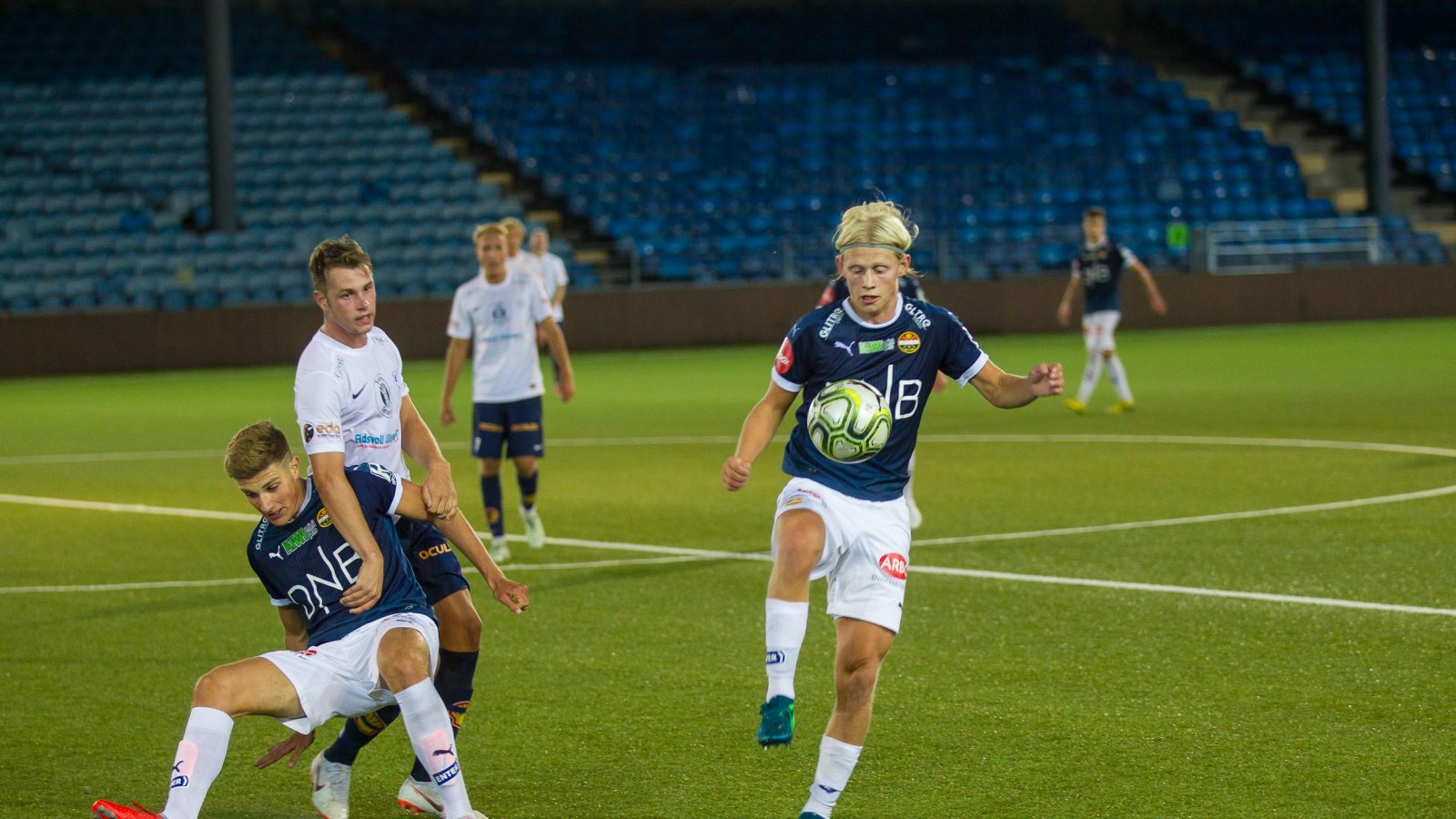 Adrian Rogulj og Mathias Gulliksen, Team SIF mot Eidsvold Turn