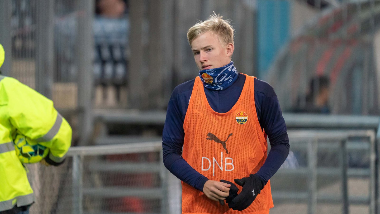 Fabian Holst-Larsen, her under hjemmekampen mot Start i 2020, der han som 15-åring ble vår yngste spiller i en eliteserietropp siden Martin Ødegaard i 2014.
